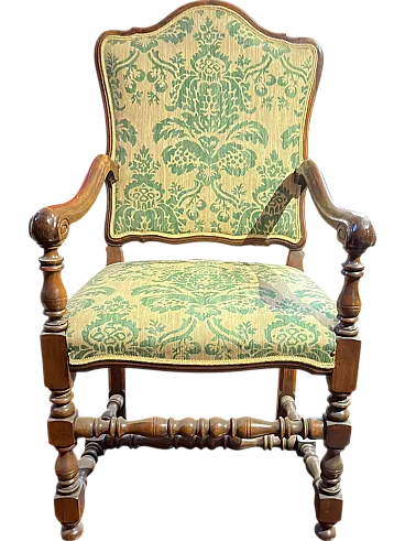 Coppia di poltrone a rocchetto in noce