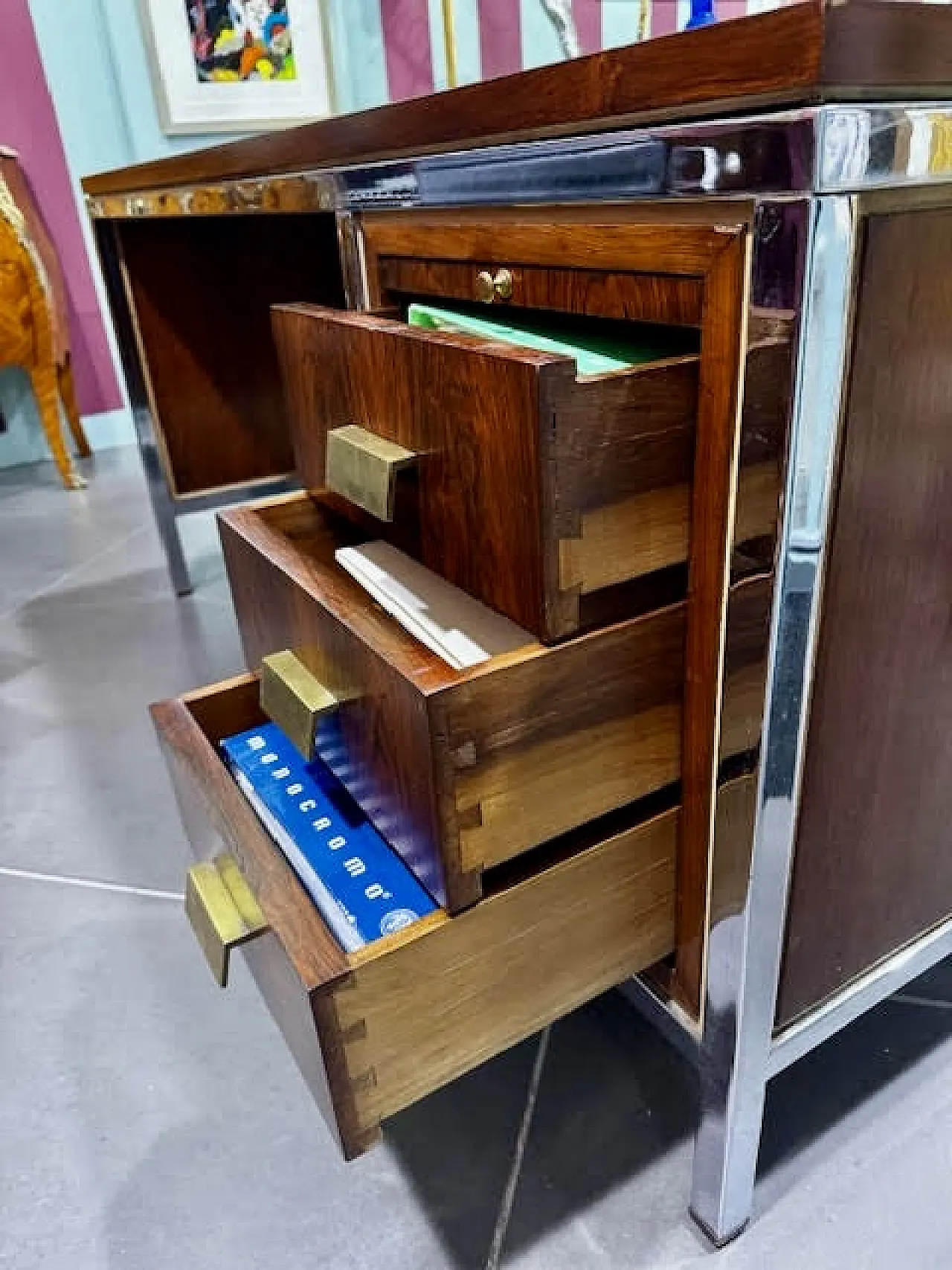 Scrivania in palissandro e acciaio cromato, anni '60 14