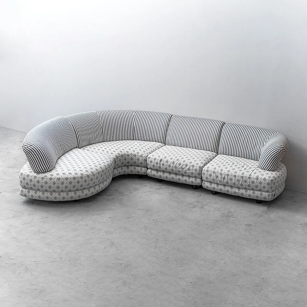 Busnelli Italy modular sofa in fabric, 70s 1