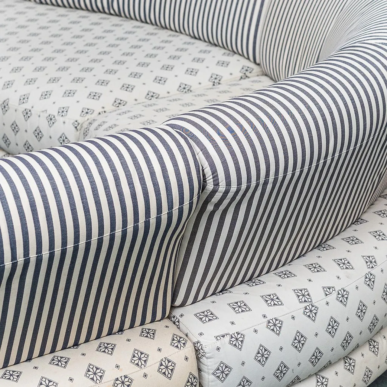 Busnelli Italy modular sofa in fabric, 70s 10