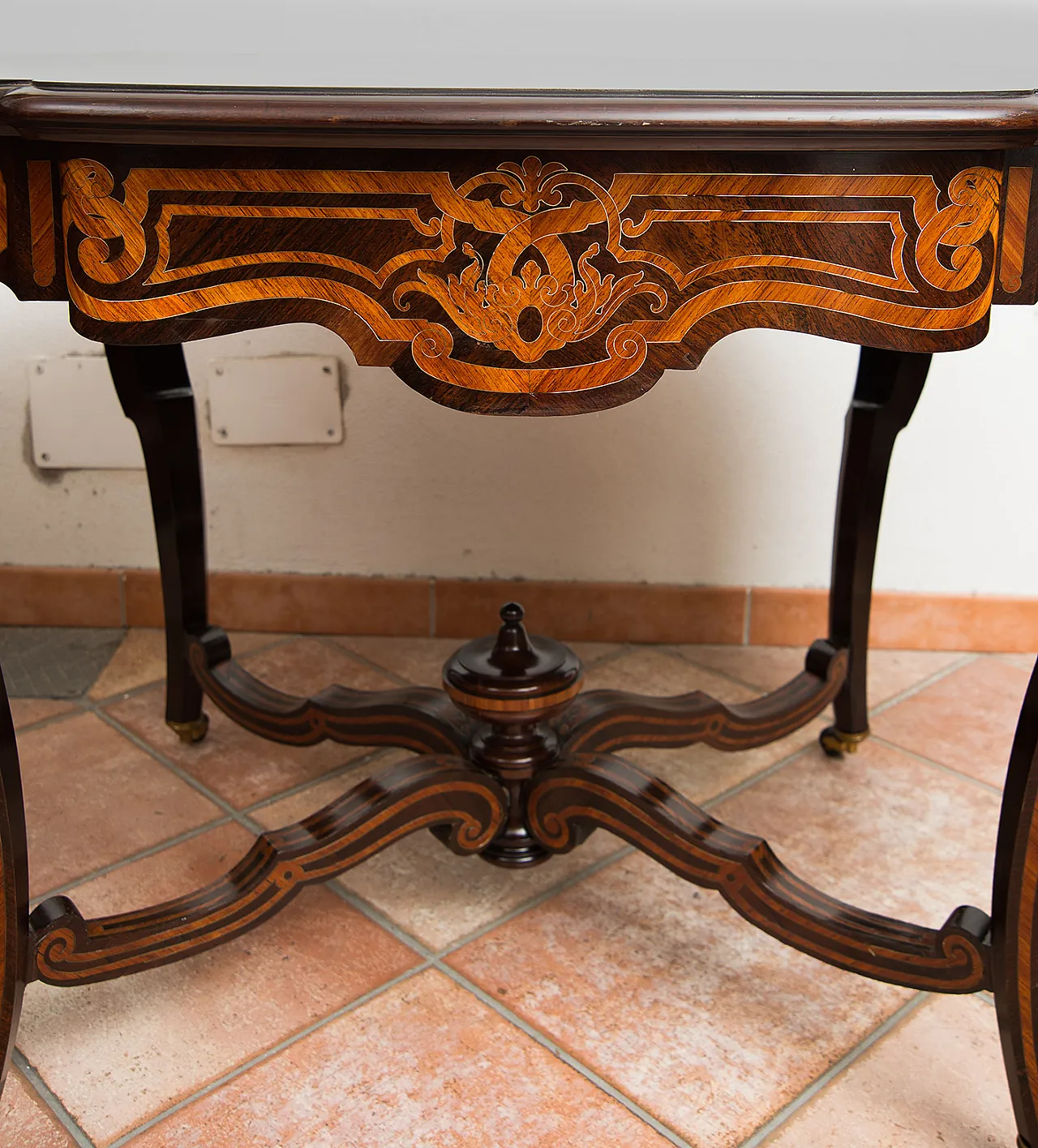 French Napoleon table in French in precious exotic woods, '800 5