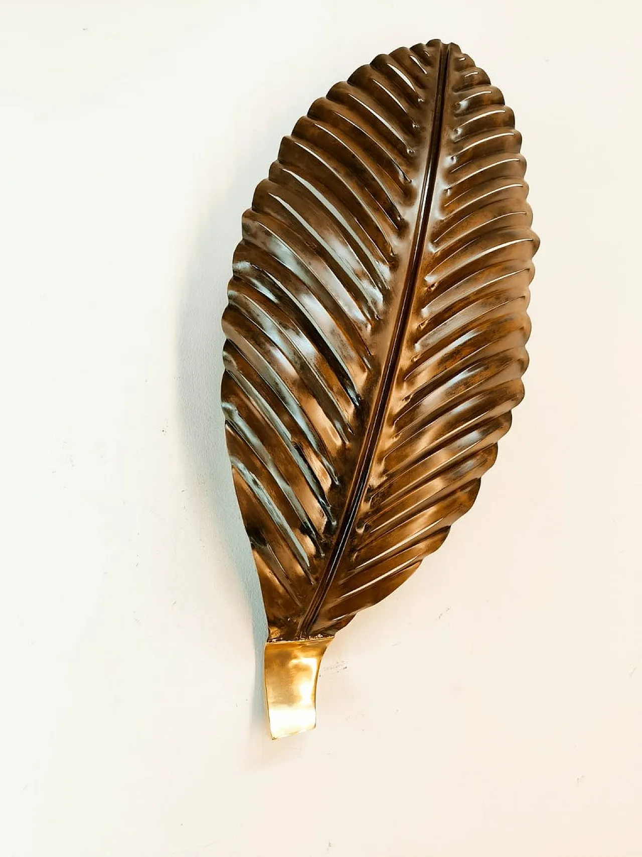 Brown metal palm leaf wall sconce, 1970s 17