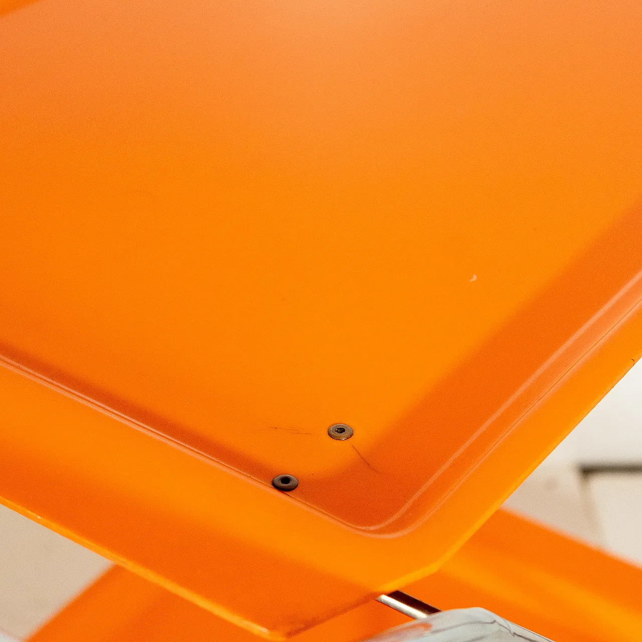 Carrellino bar piegevole nello stile di Kartell 14