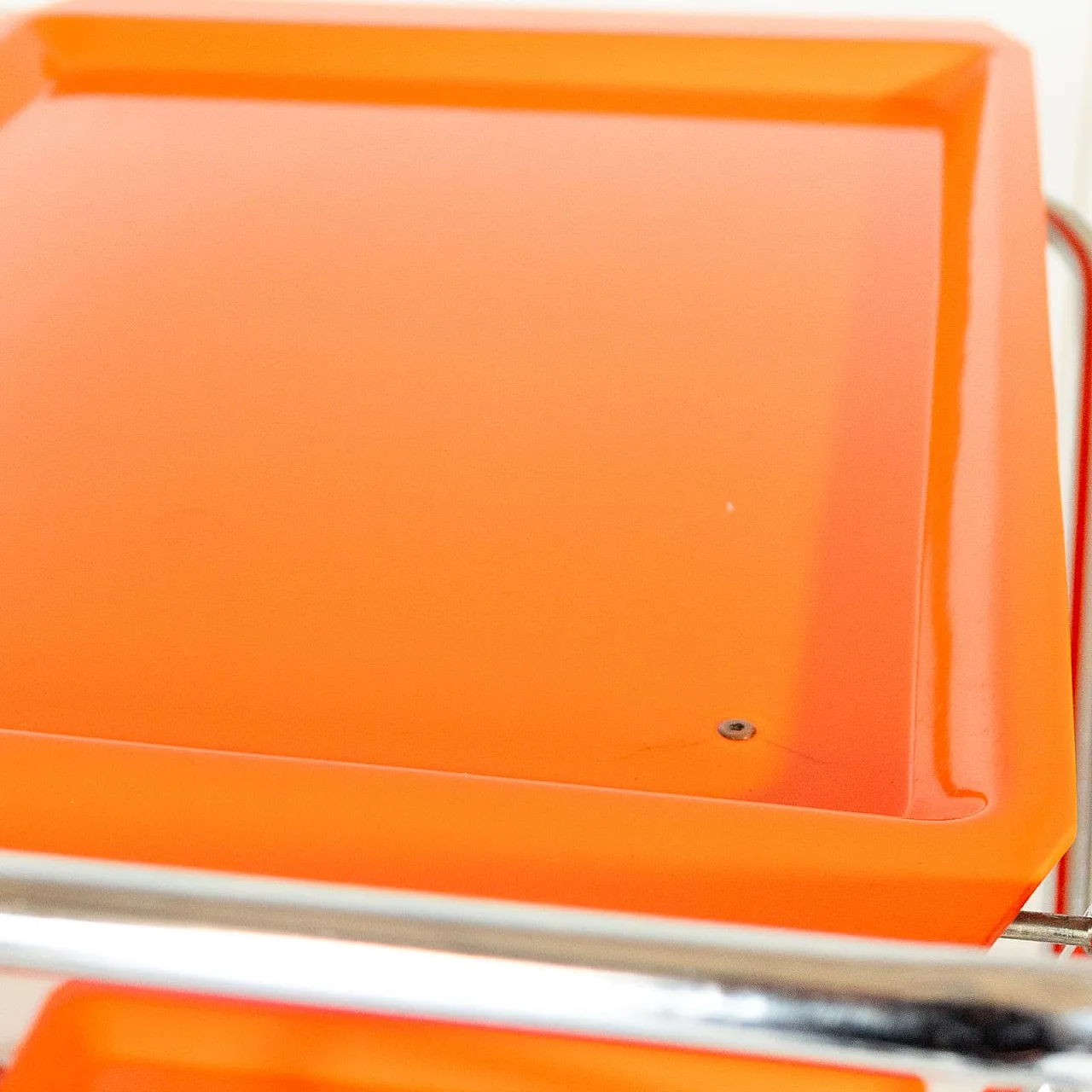 Carrellino bar piegevole nello stile di Kartell 15