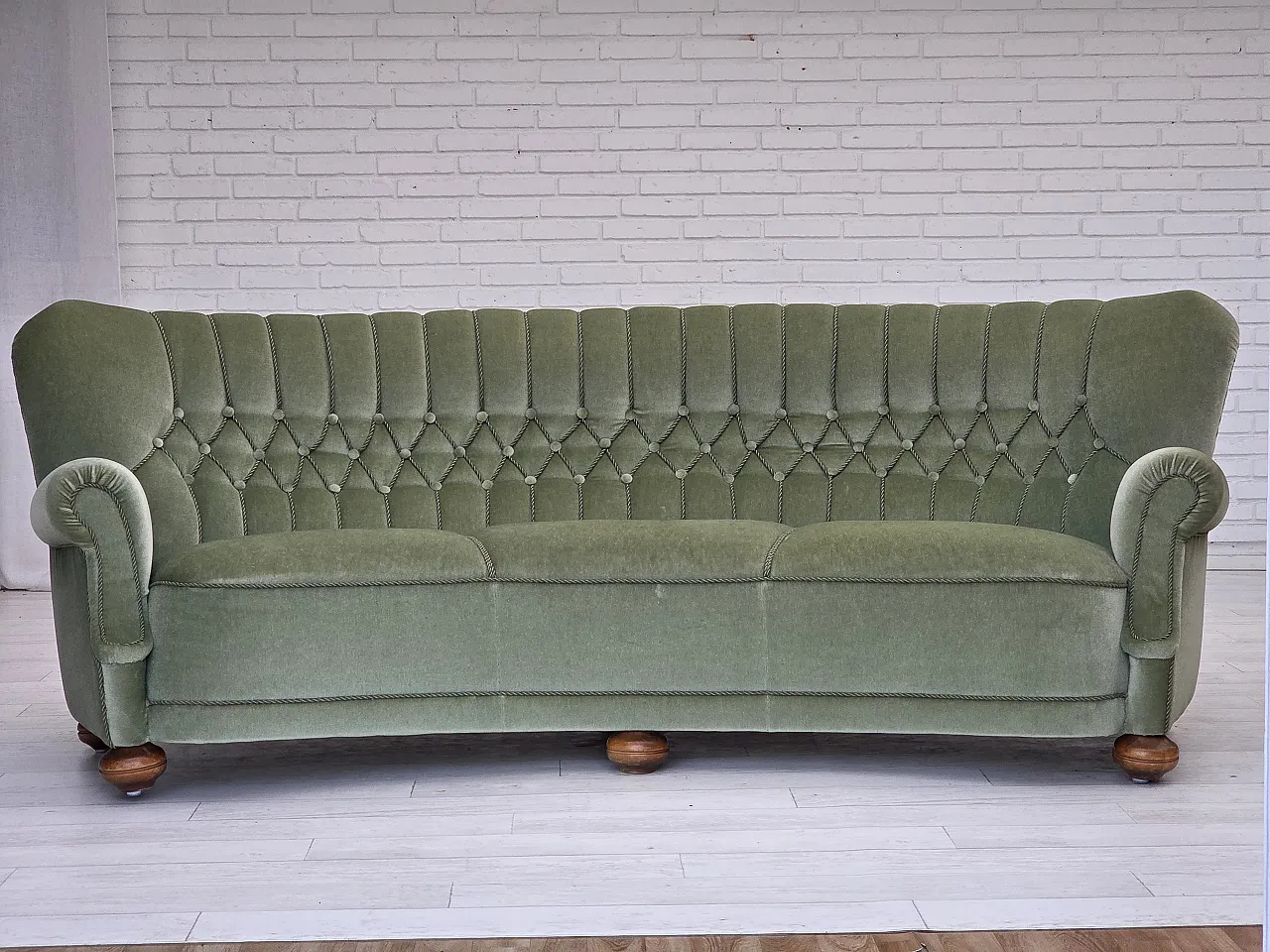 Danish 3-seater curved sofa velour, beech wood legs, 1970s 2