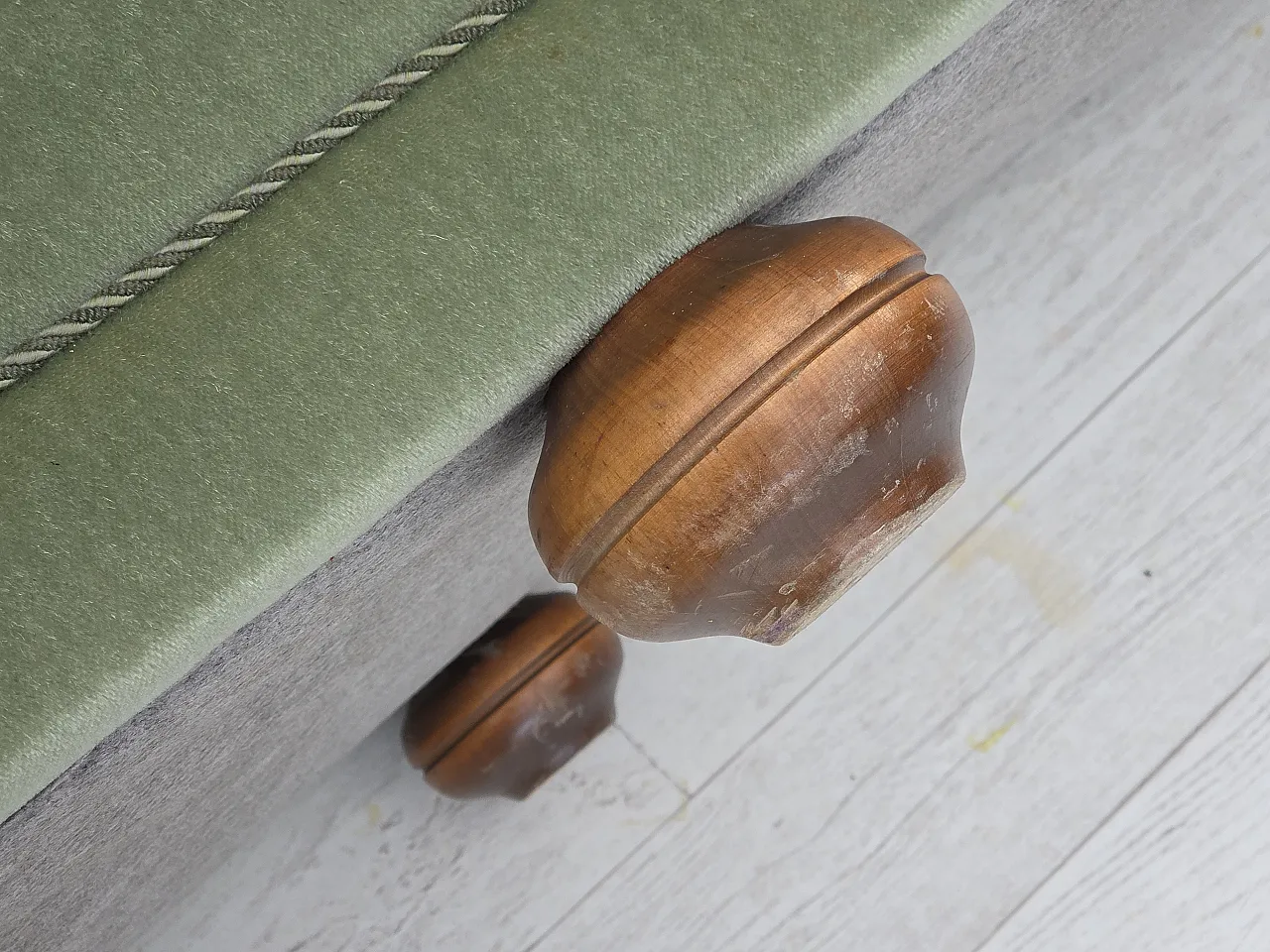 Danish 3-seater curved sofa velour, beech wood legs, 1970s 19