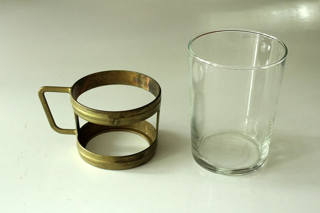 6 Brass and glass tea cups on a brass tray, 90s 8