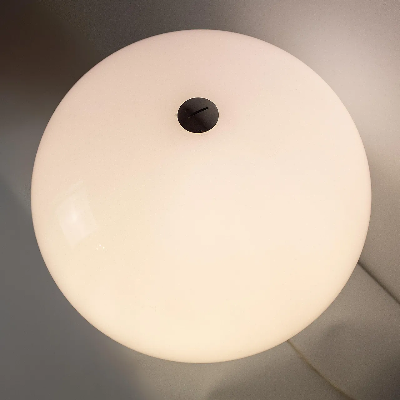 Mushroom shaped table lamp in Louis Poulsen style, 70s 6