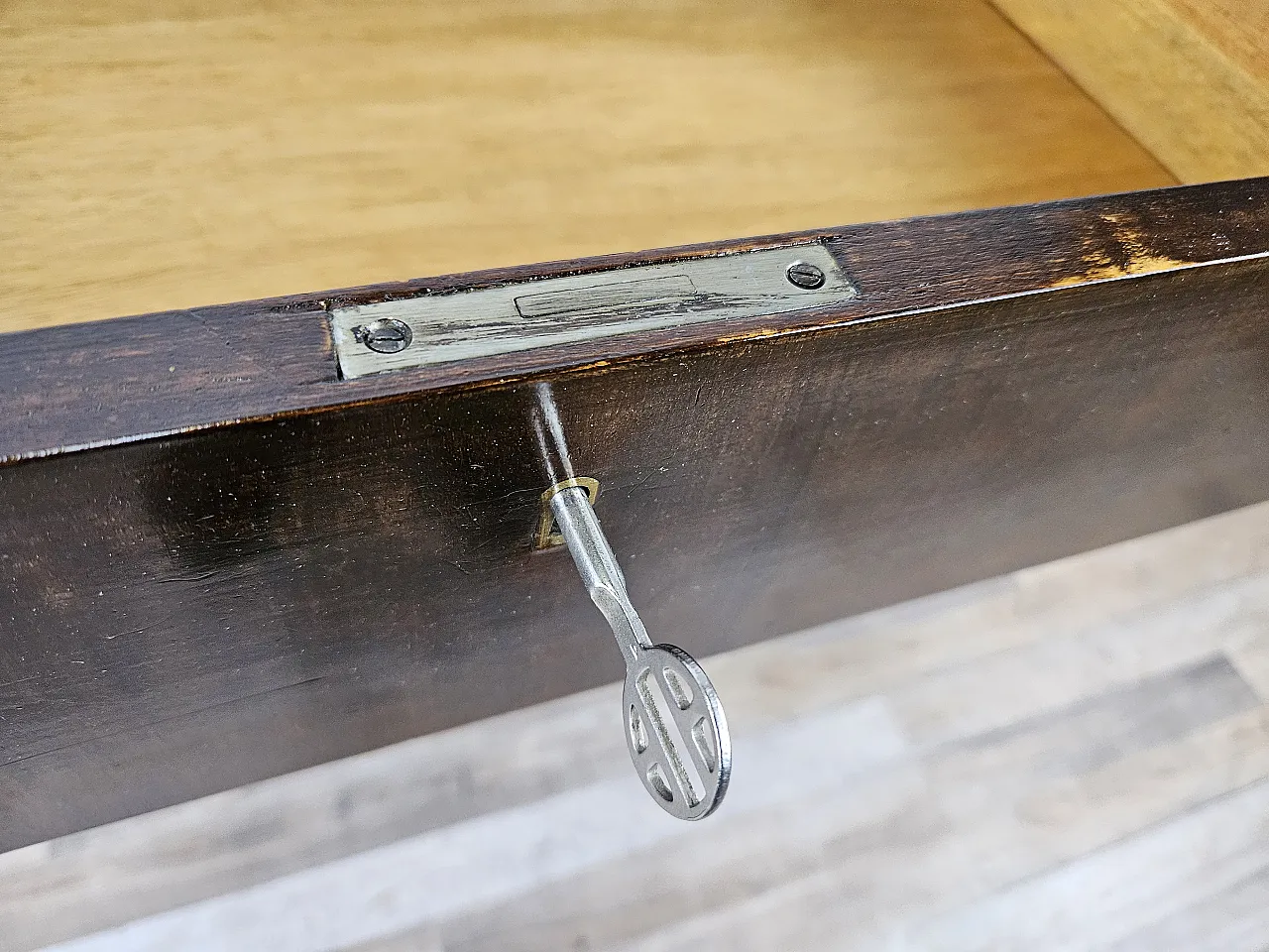 Open desk Art Decò in oak with drawers, 1930 15