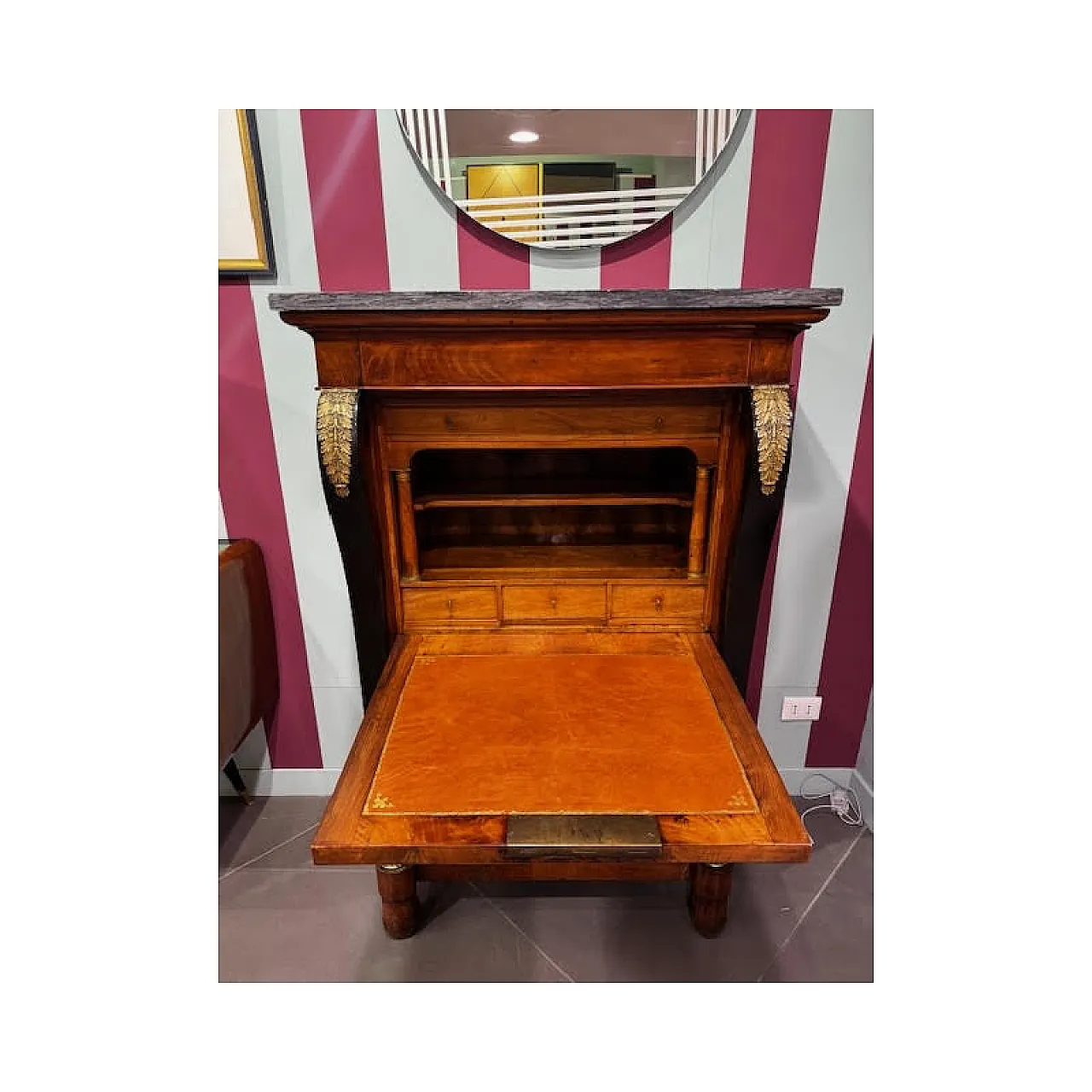 Secretaire in noce e piuma di noce, metà '800 9