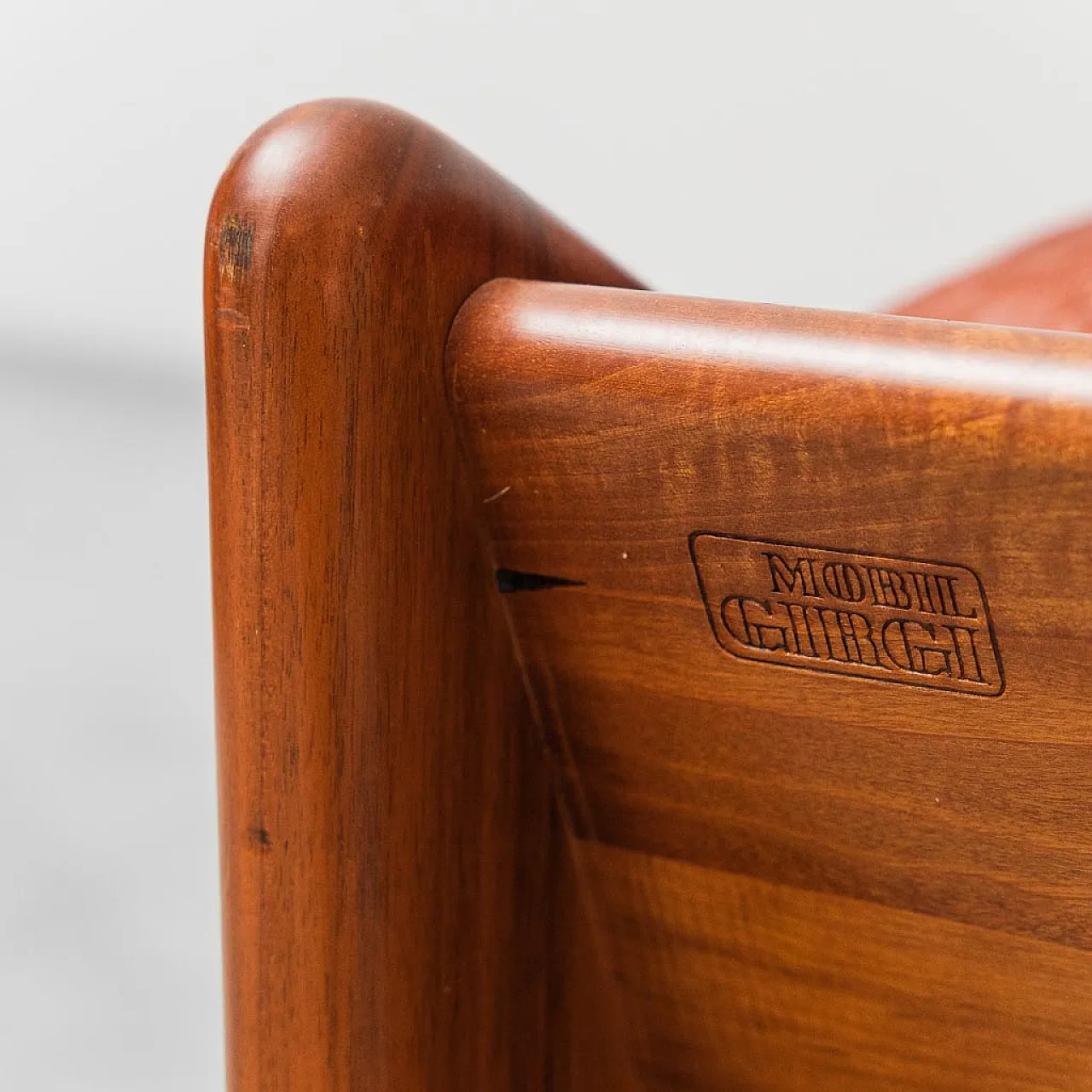 2 -seater sofa in leather and wood Mario Marenco for Mobilgirgi, 70s 8