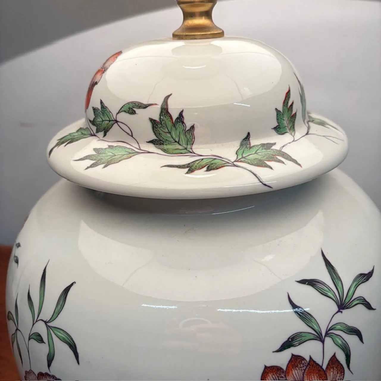 Lampada porcellana Francese dipinta a fiori, anni '40 9