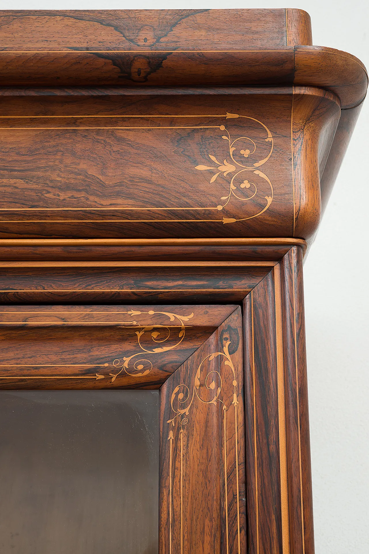 French showcase in precious exotic woods, 19th century 4