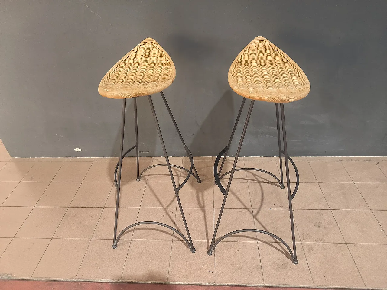 Pair of Banana stools by Tom Dixon in metal and banana fiber, 1990s 2