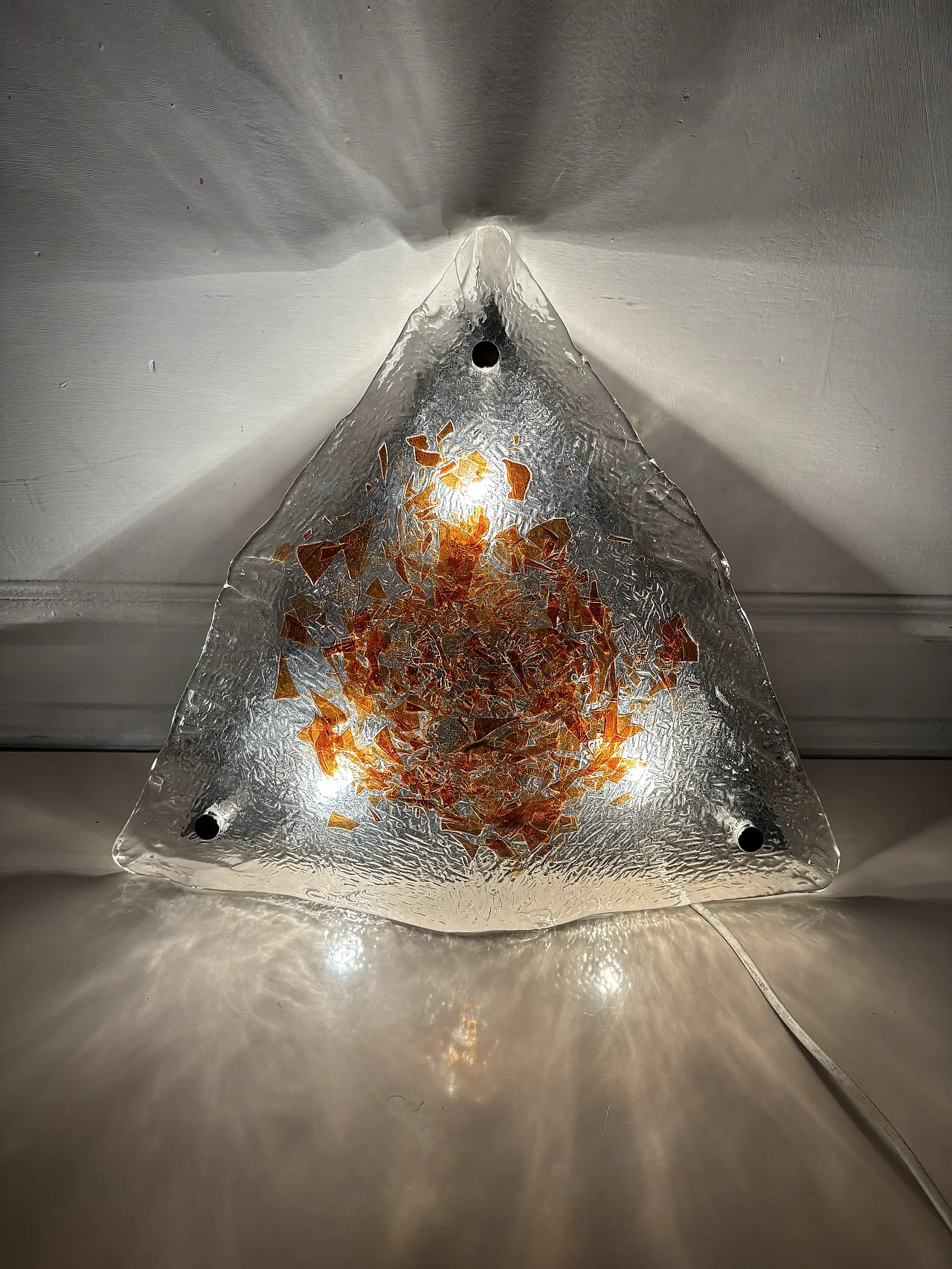 Applique triangolare vetro di Murano, anni '70 1