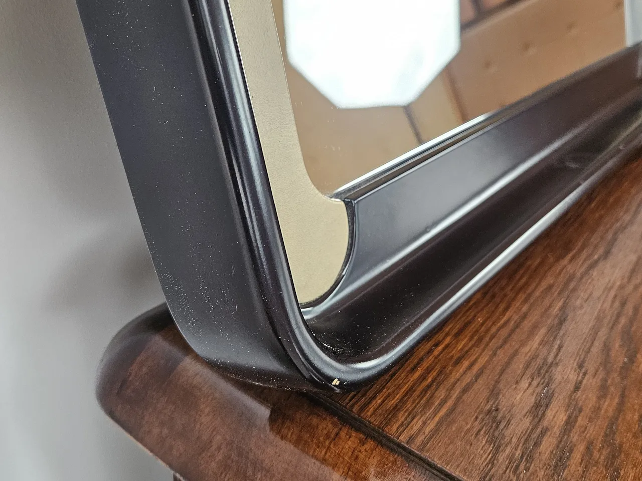 Specchio da parete in plastica e skai, 1970 10