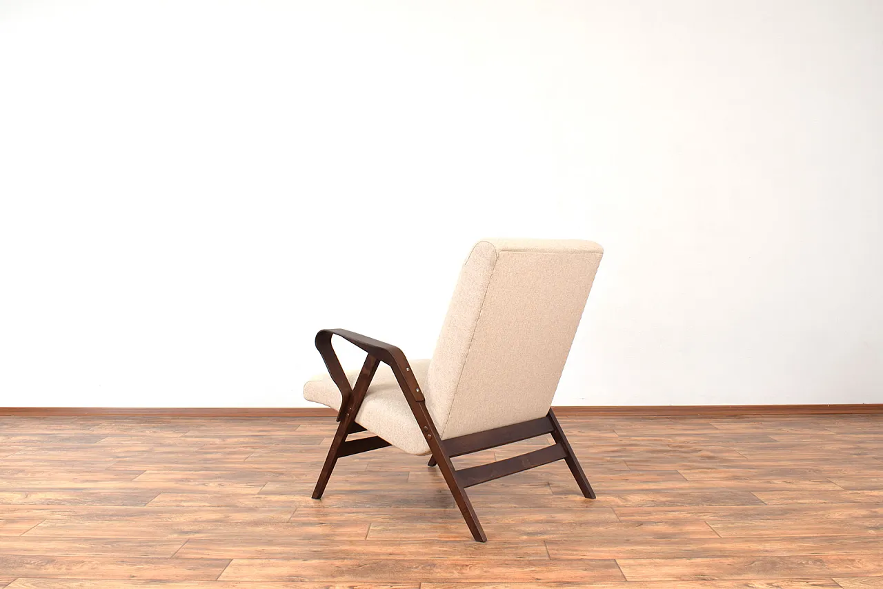 Sedie da salotto di František Jirák per Tatra, anni '60 10