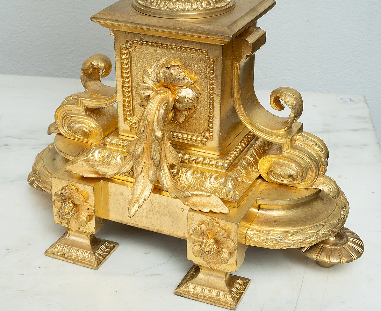 Triptych of Napoleon III French clock in golden bronze, 19th century 5