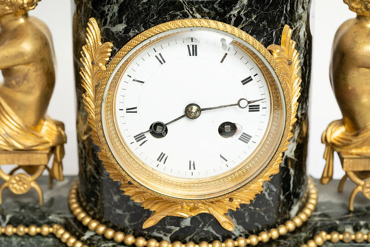 Antique Napoleon III French watch in golden bronze and green marble 3