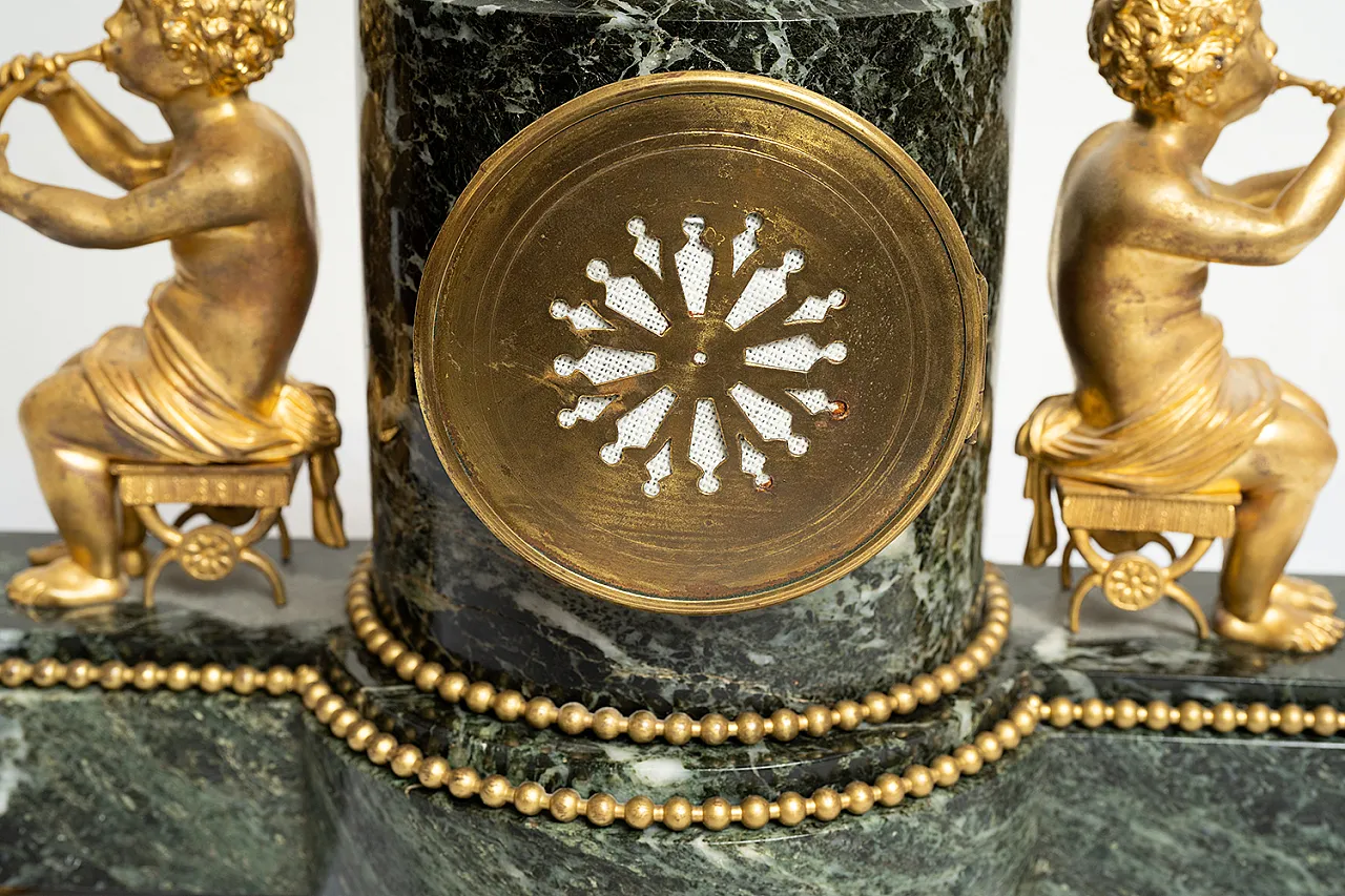 Antique Napoleon III French watch in golden bronze and green marble 7