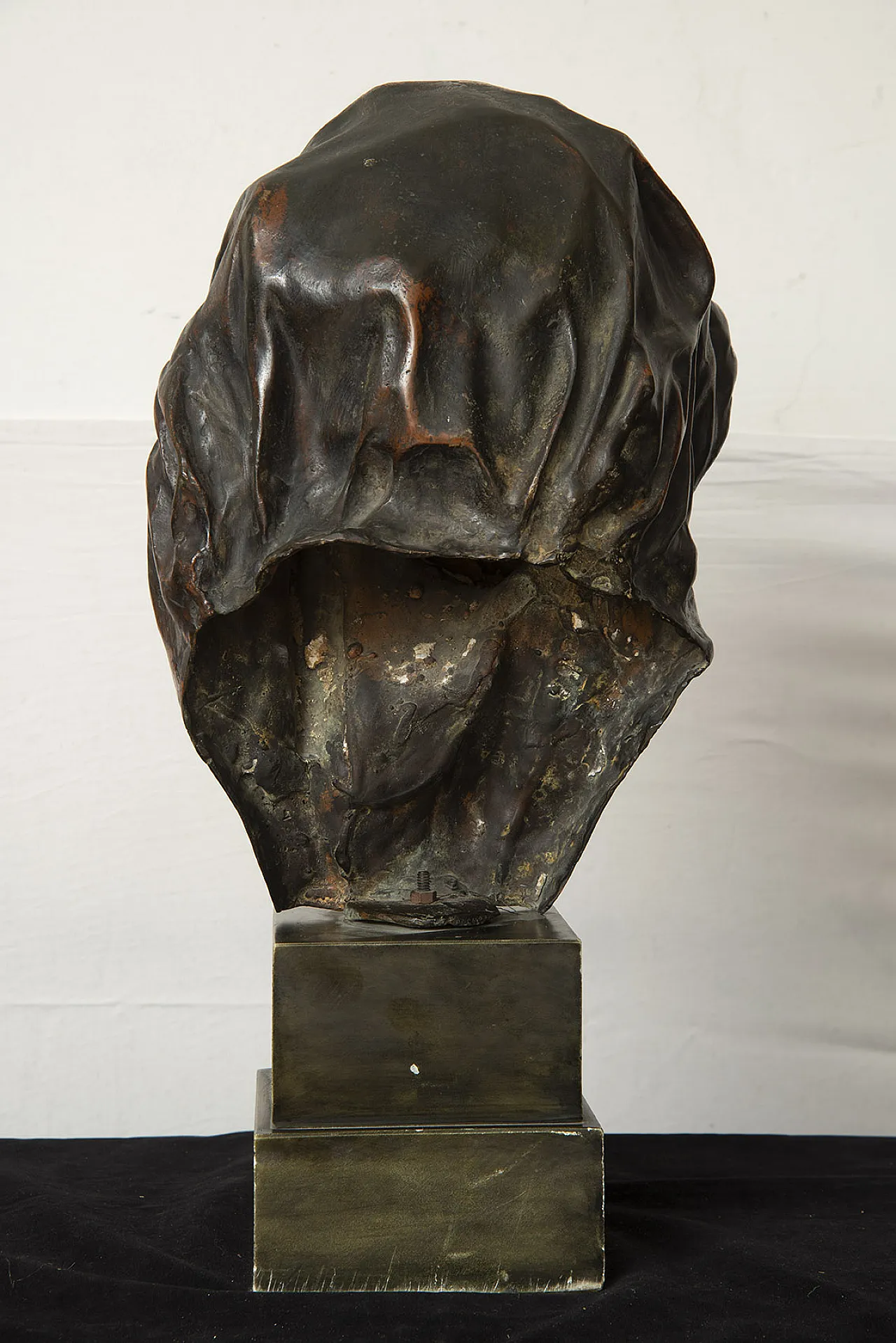 Bronze sculpture depicting Anna signed "Gemito", 20th century 4