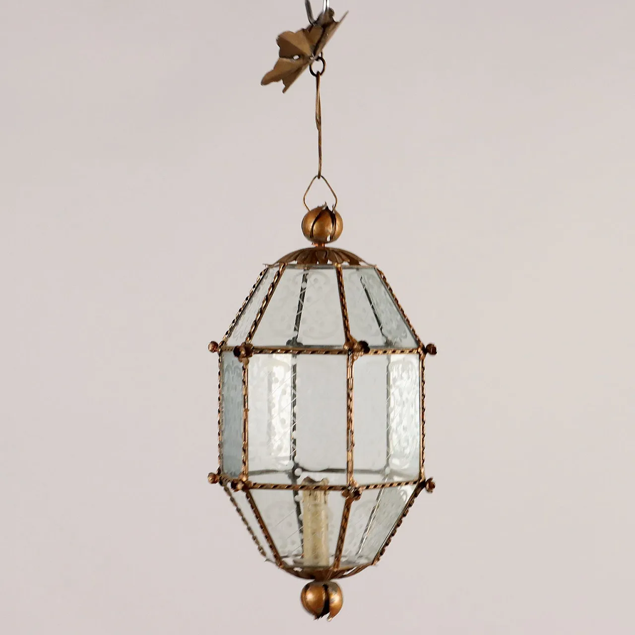 Lanterna con struttura in lamierino cromato e vetri acidati, anni '50 1