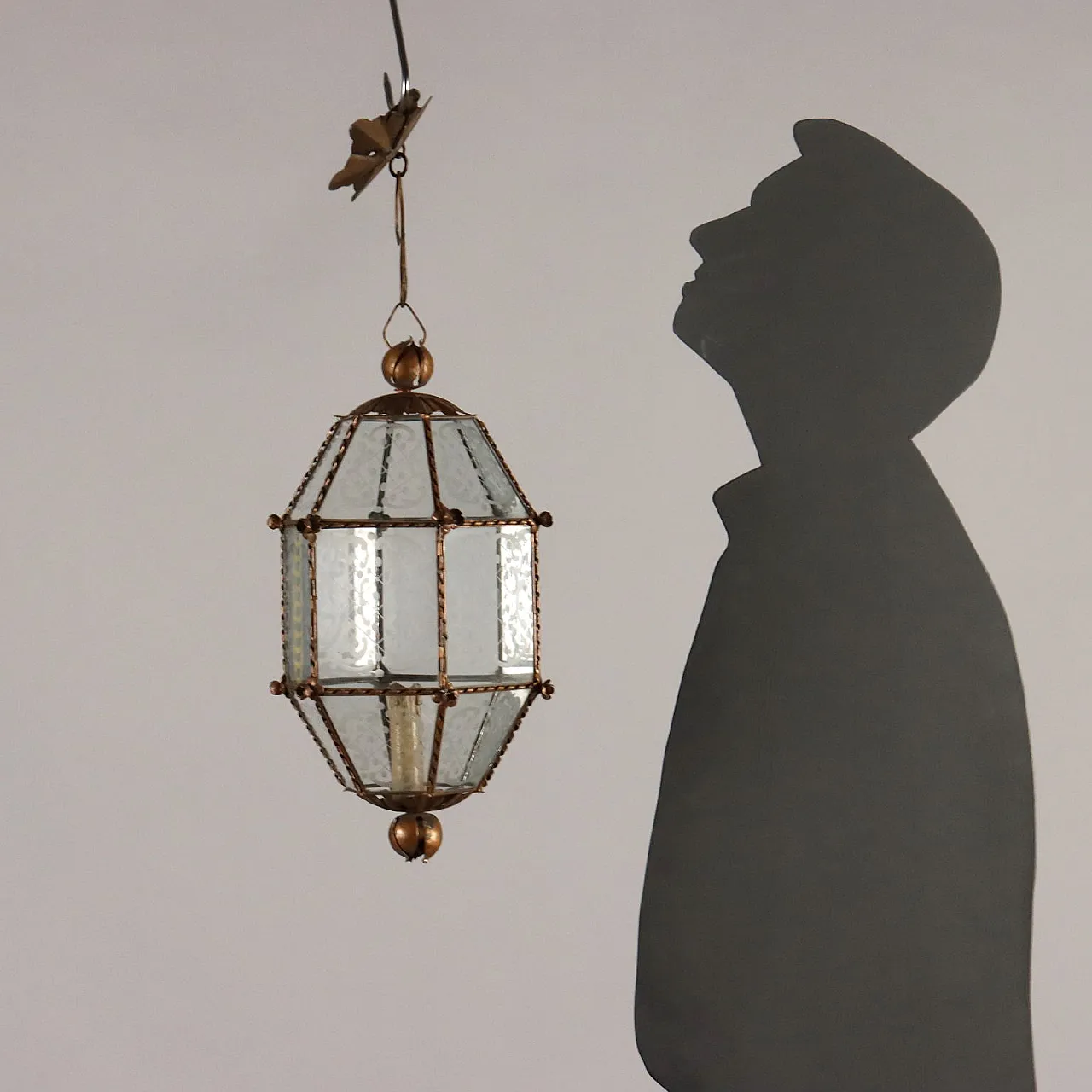 Lanterna con struttura in lamierino cromato e vetri acidati, anni '50 2