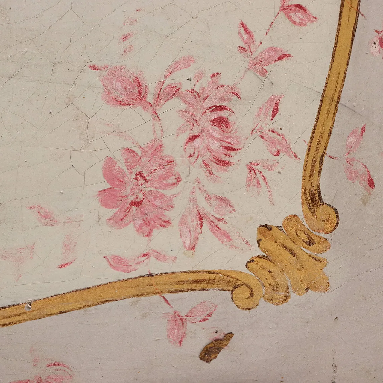 Bedside table in lacquered wood, golden details & floral motifs 6