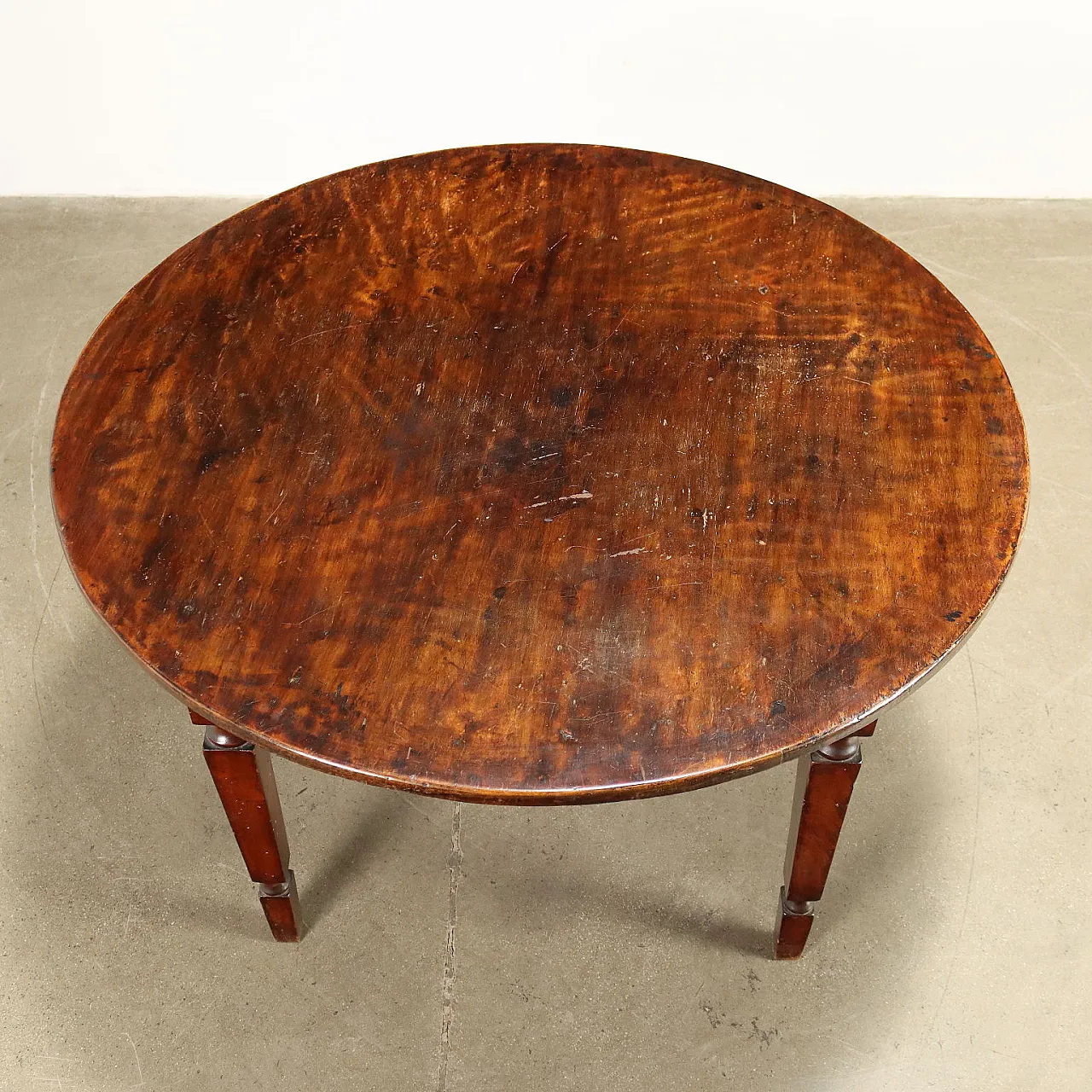Tavolo rotondo in faggio e legno da frutto, inizio '900 3