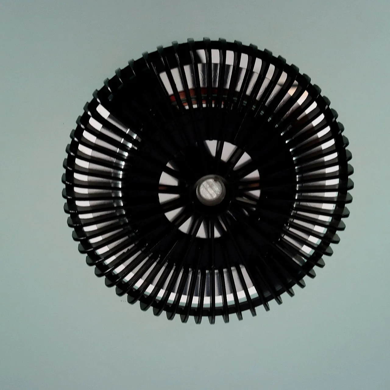 Aureola Halo chandelier in enamelled metal and glass by Cini & Nils, 1980s 9