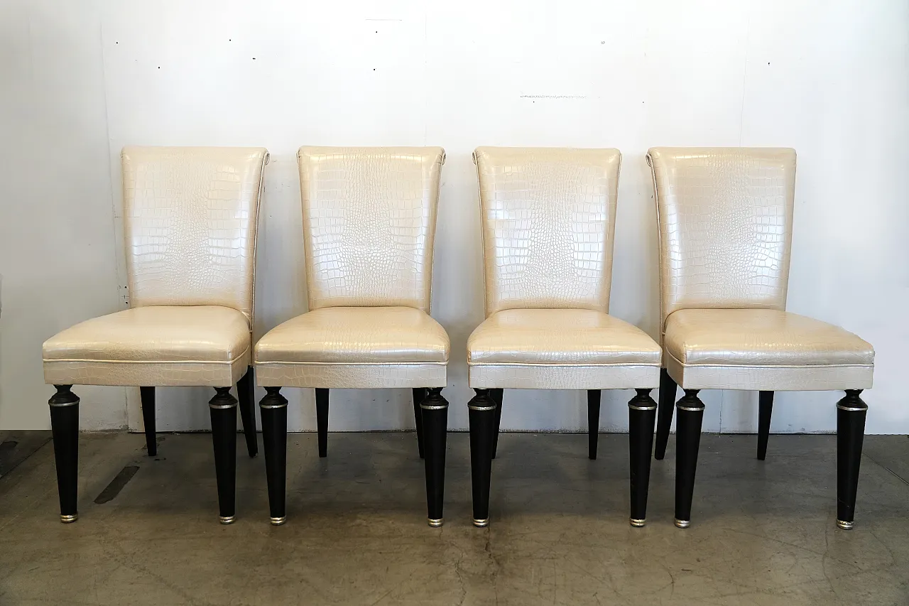 4 sedie bianche, 2000s 1