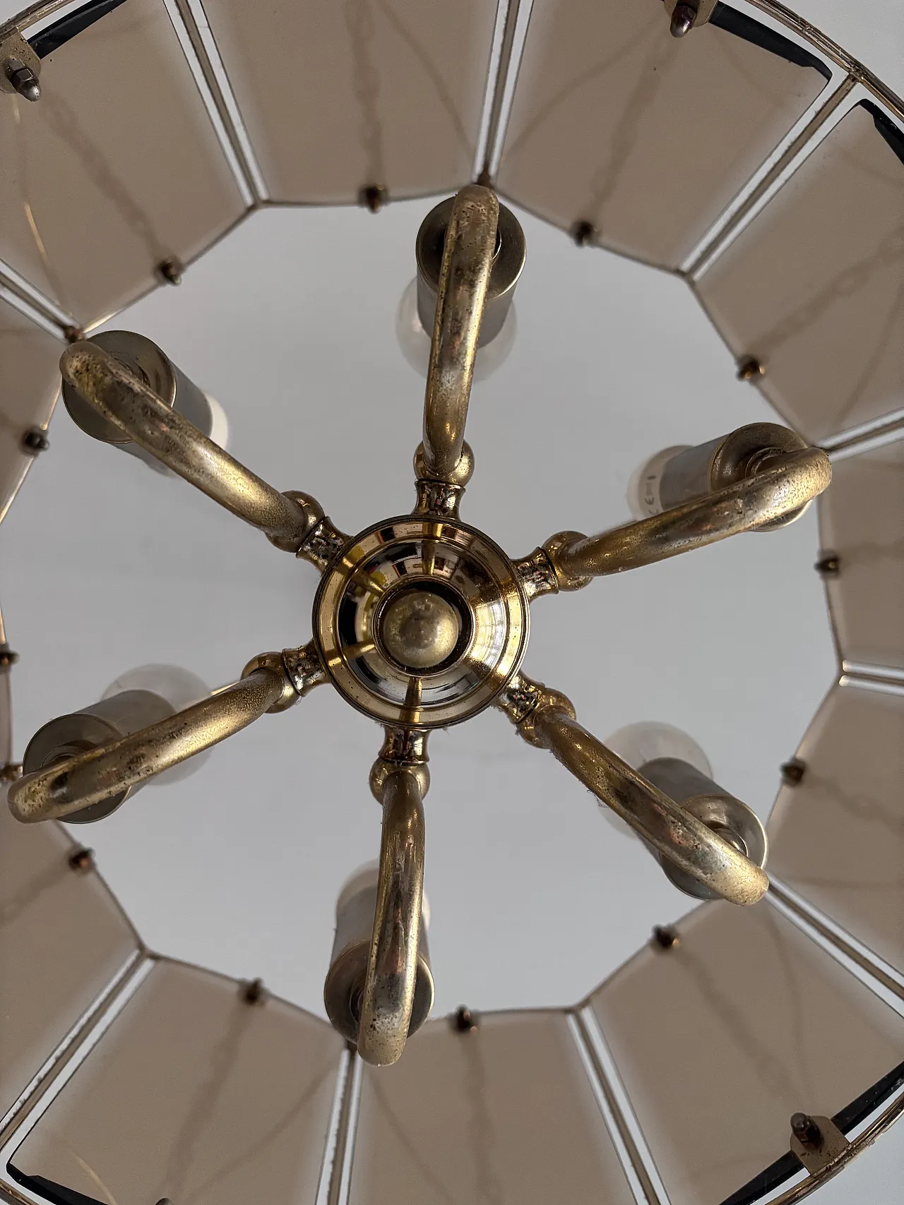 Mid-Century chandelier in brass and smoke glass, 50s 10