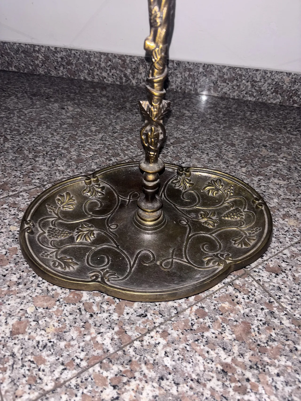 Umbrella stand in golden cast iron, 30ss 5