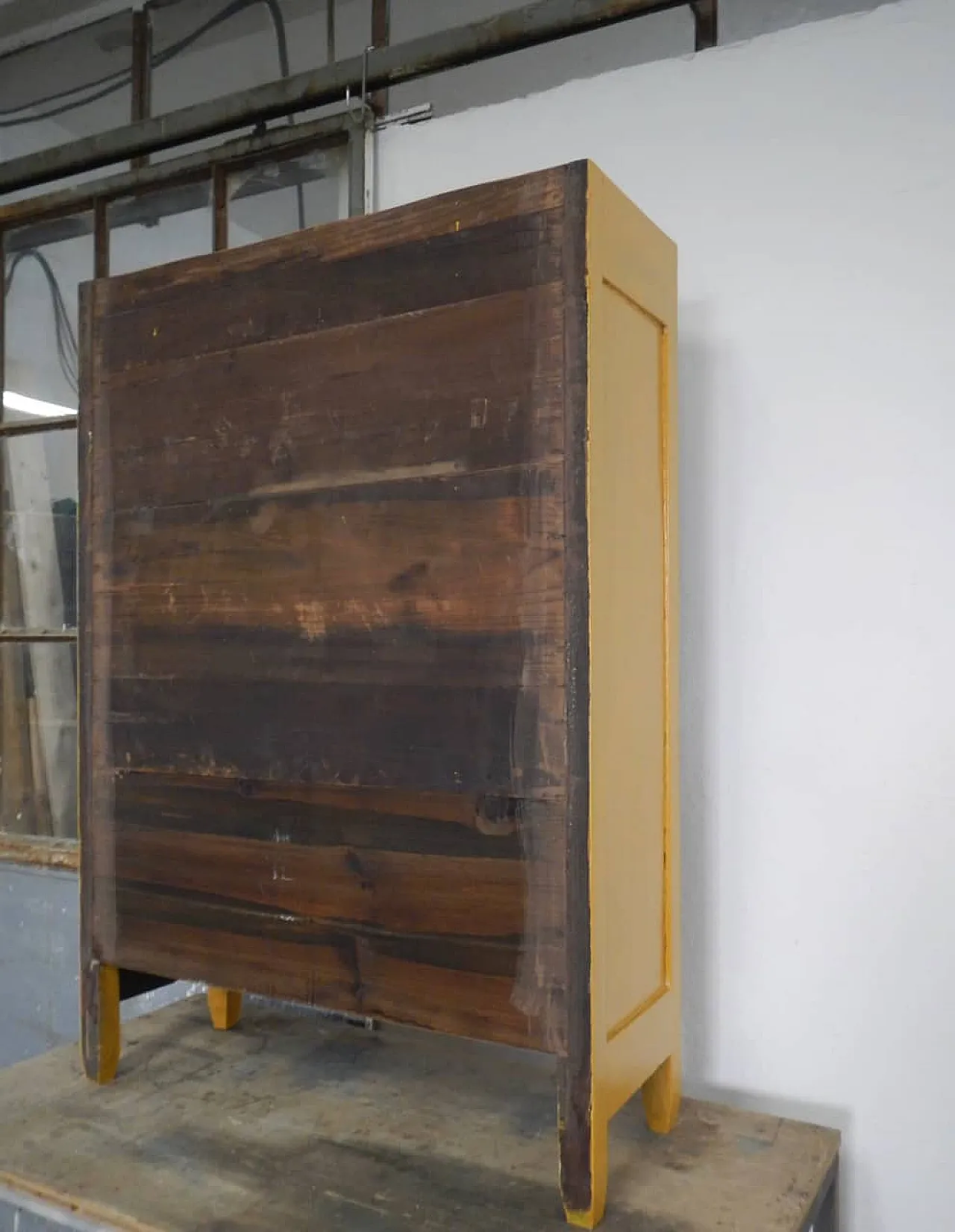 Yellow oak rustic sideboard and glass cabinet, 1920 6