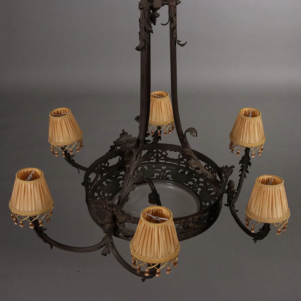 6-Light chandelier in bronze and ground glass with leaf motifs 5