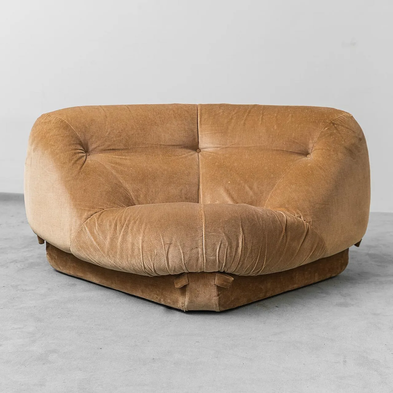 Nuvolone corner armchair by Rino Maturi for Mimo Padova, 70s 3