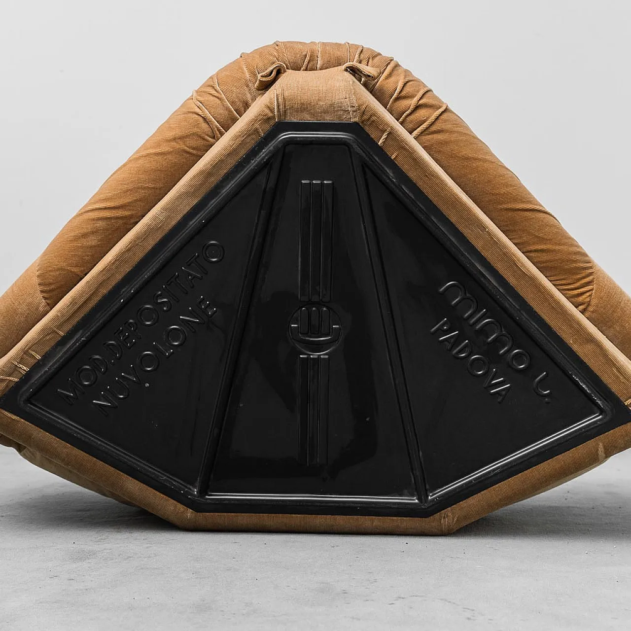 Nuvolone corner armchair by Rino Maturi for Mimo Padova, 70s 7