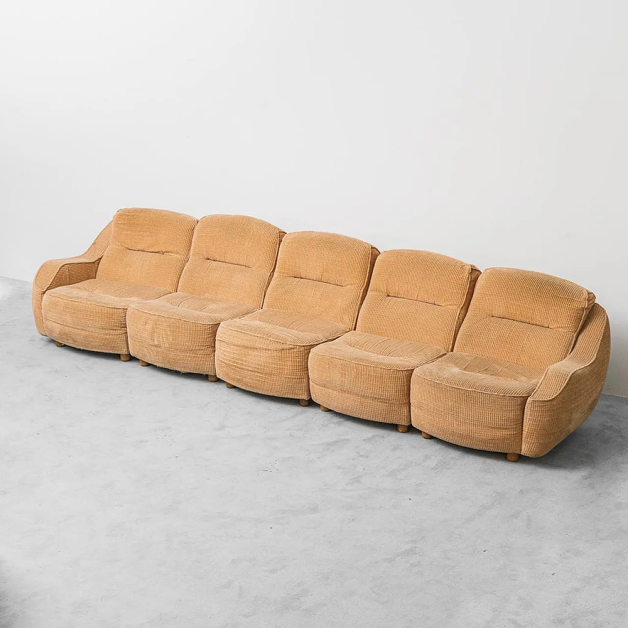 5 seater modular sofa in brown velvet, 70s 1