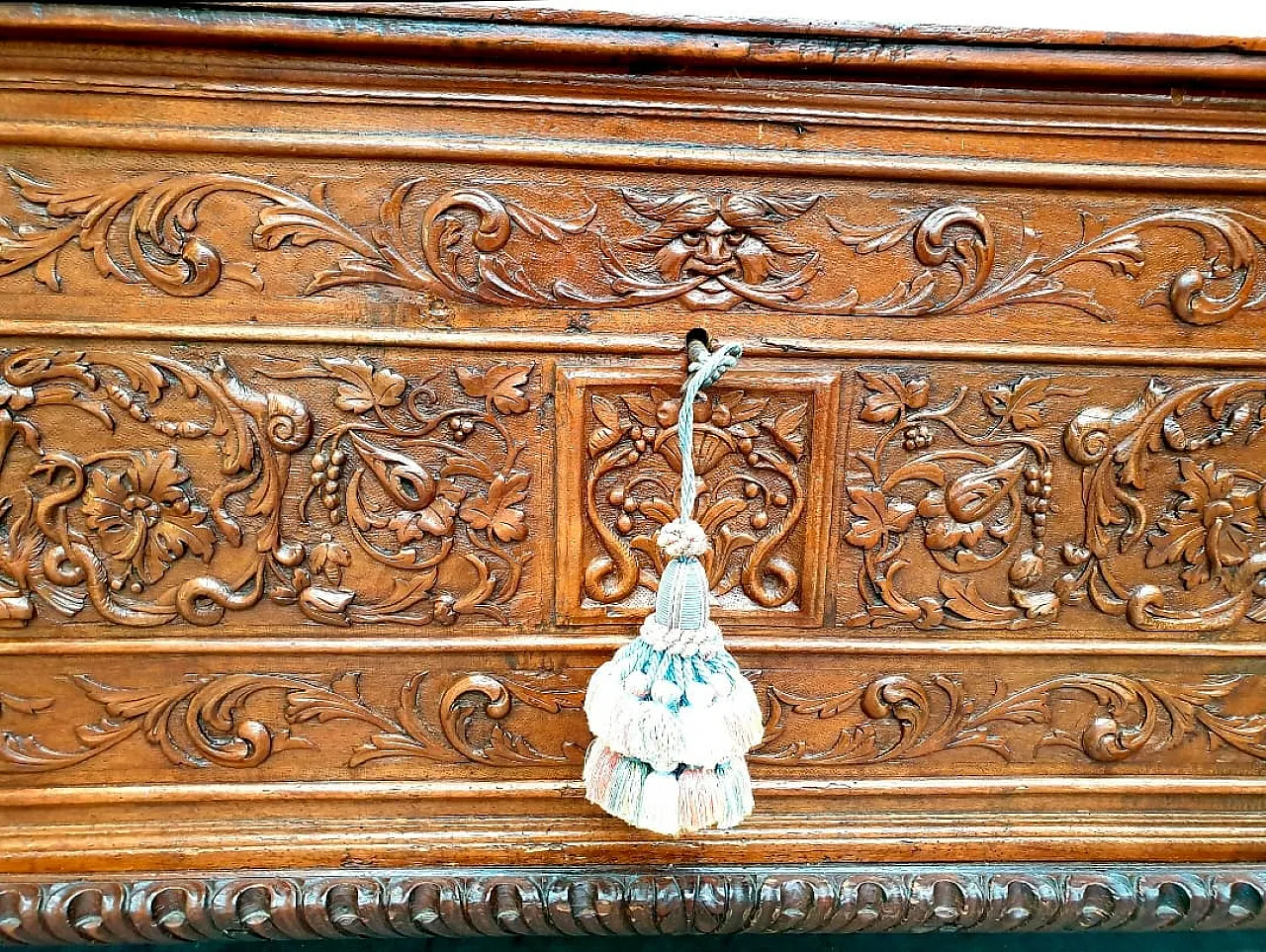 Cassapanca in noce, stile Barocco, Italia, '700 7