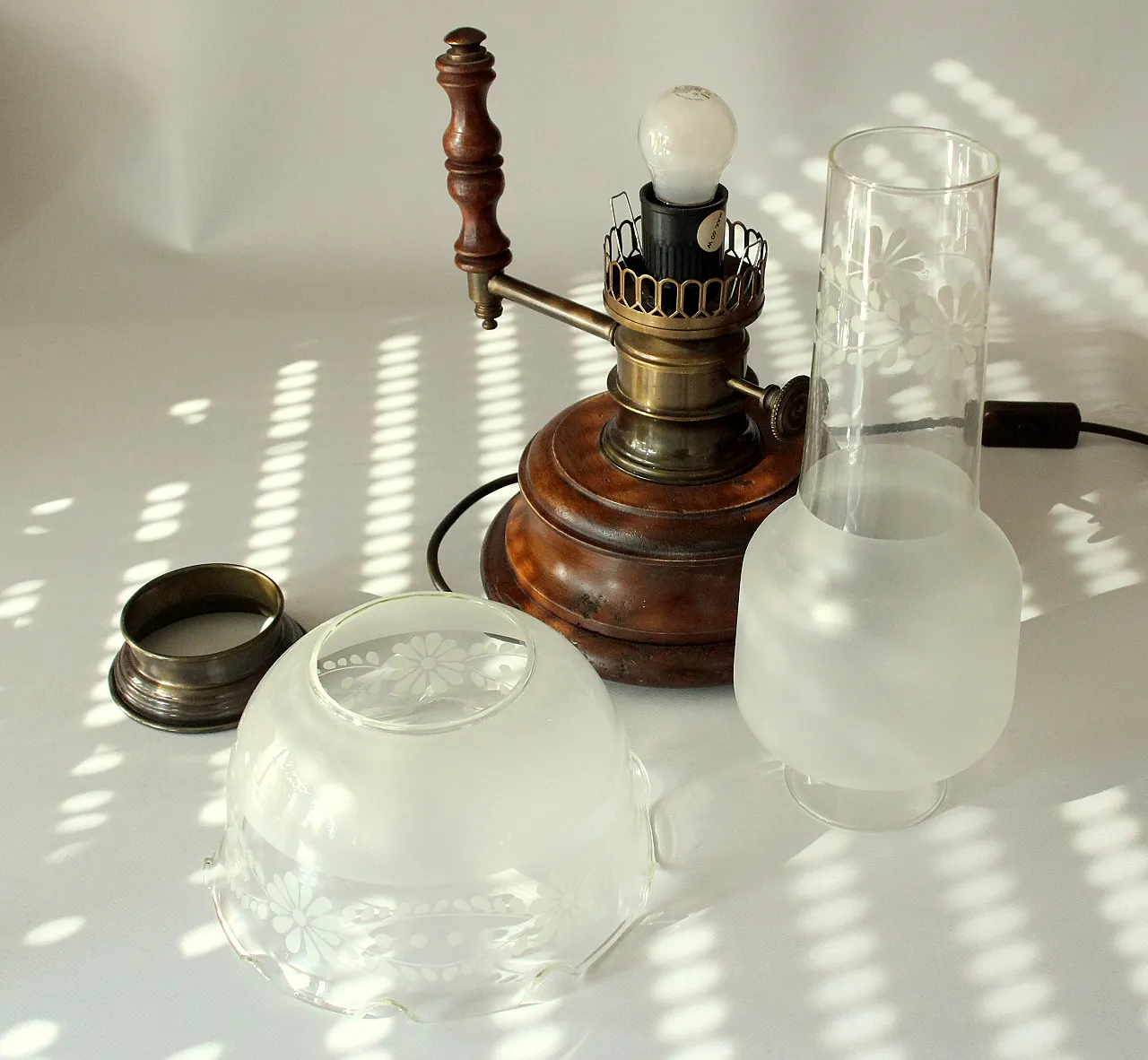 Lampada da tavolo in stile country house, anni '80 8