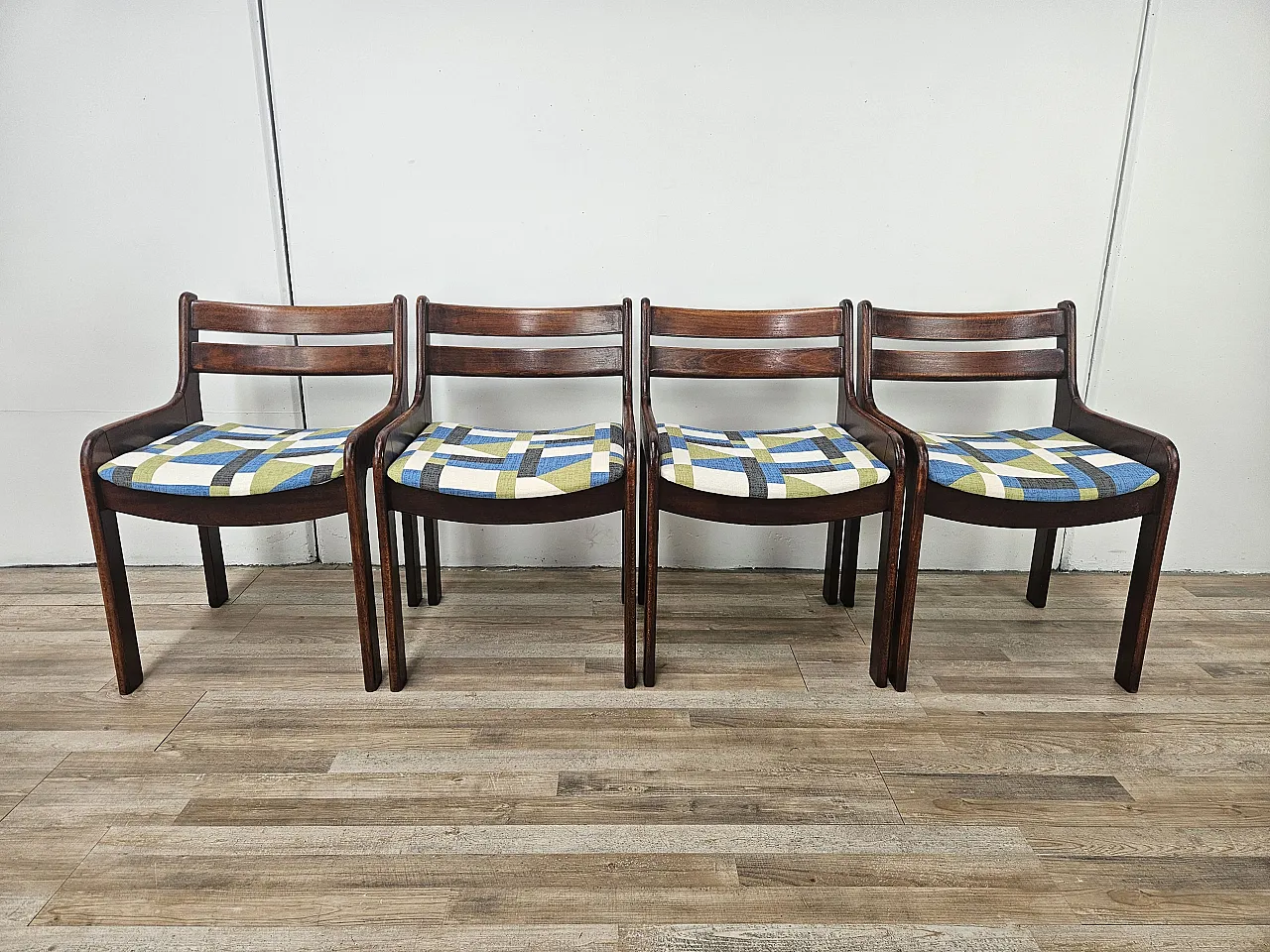4 chairs for dining room in beech and space age fabric, 1970s 1