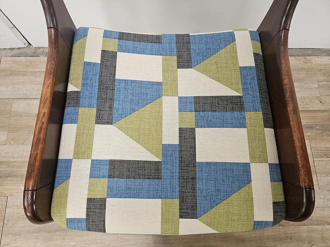 4 chairs for dining room in beech and space age fabric, 1970s 10