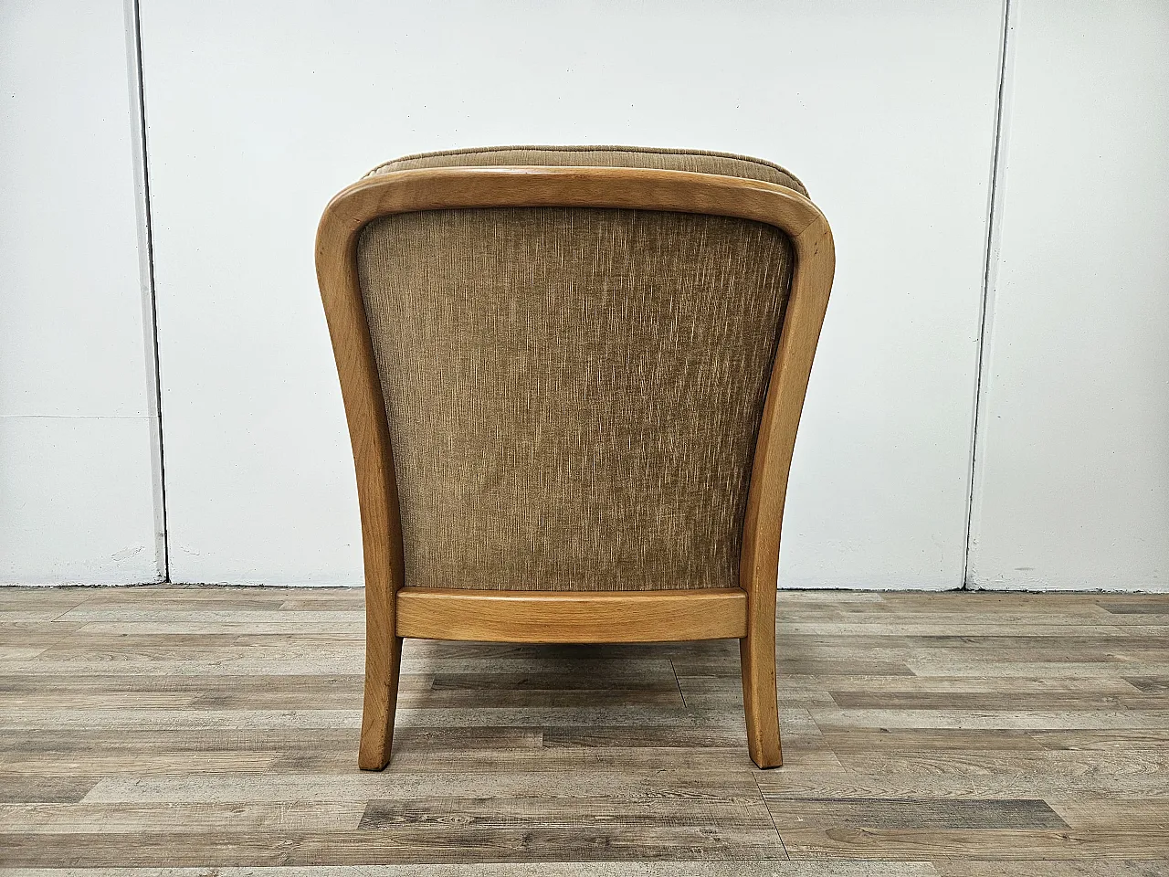 70s living room chair in beech 3