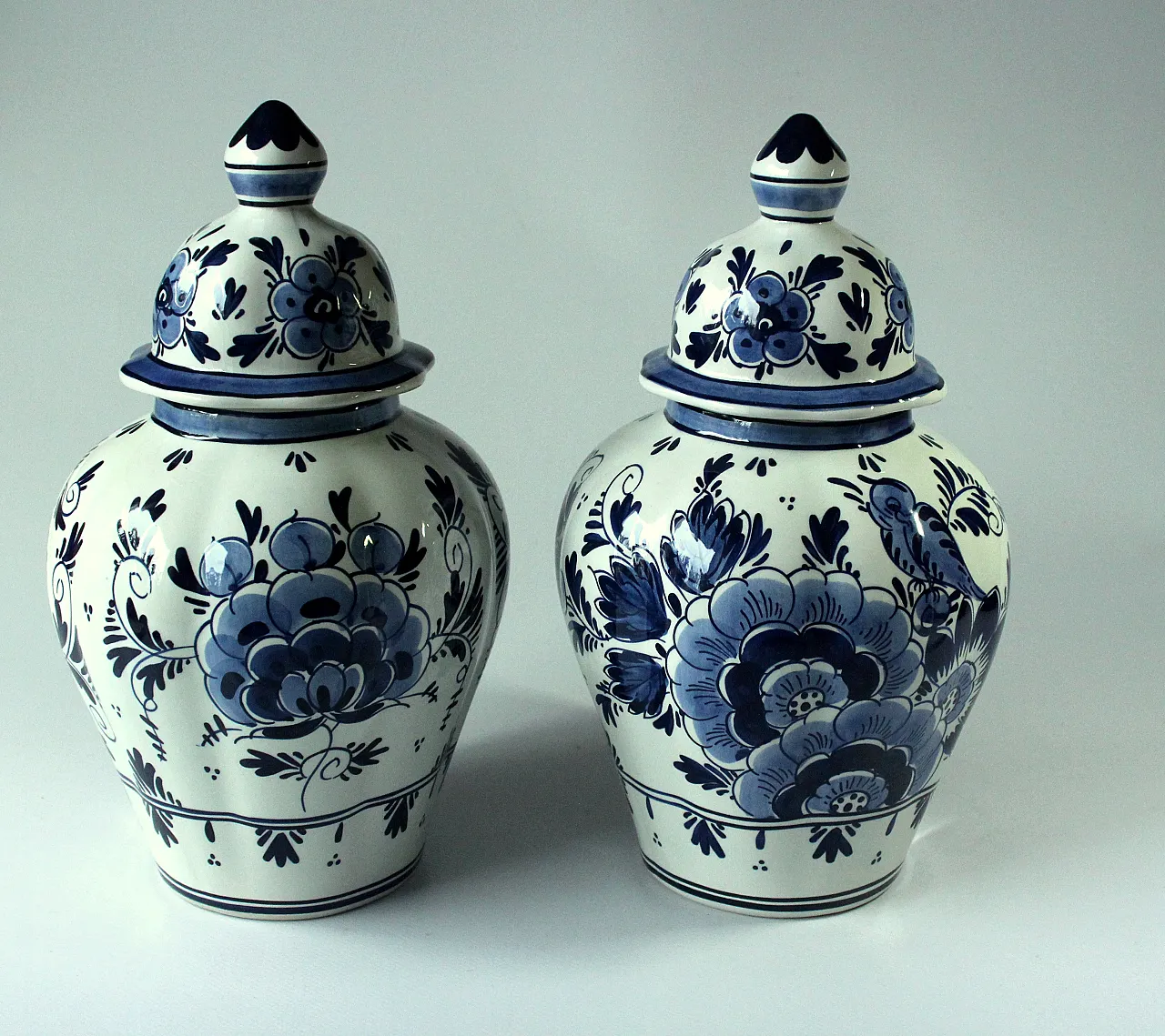 Coppia di 2 vasi Delft coperti, anni '70 3