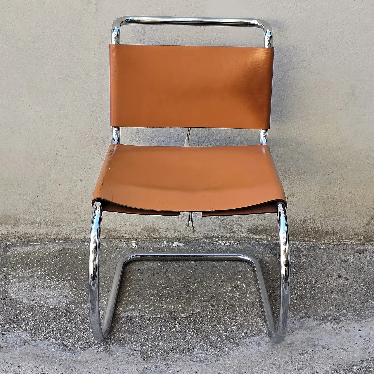 Cantilever chair m 10 by Mies van der Rohe for Knoll, 20s 1