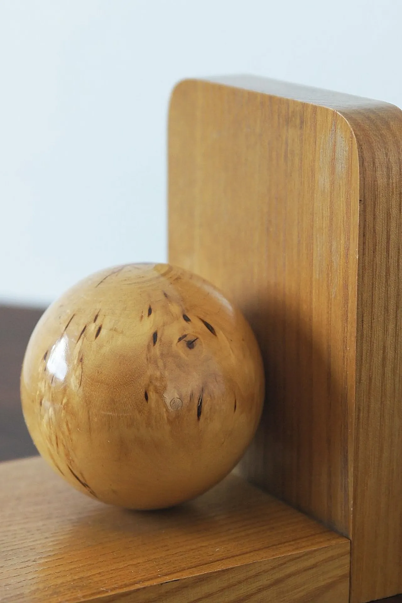 Coppia di fermalibri Mid-Century in legno, anni '30 4