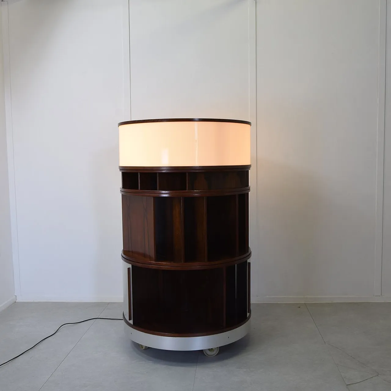 Mobiletto Combi Center in legno di Joe Colombo, anni '60 9