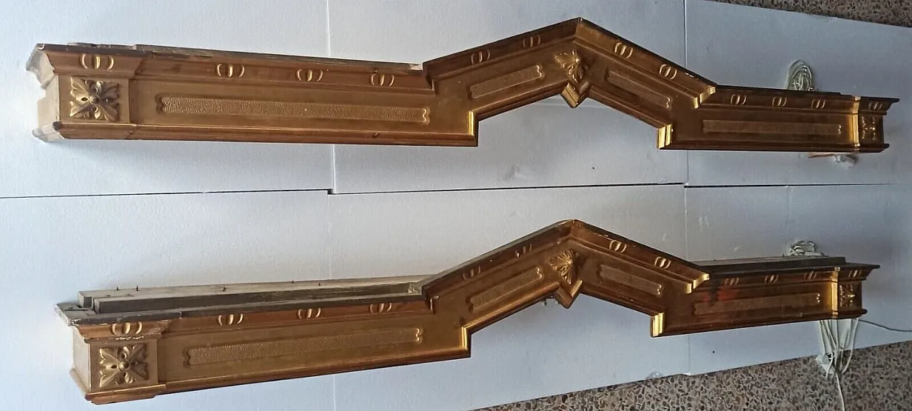 Coppia di mantovane in legno dorato, metà '800 1