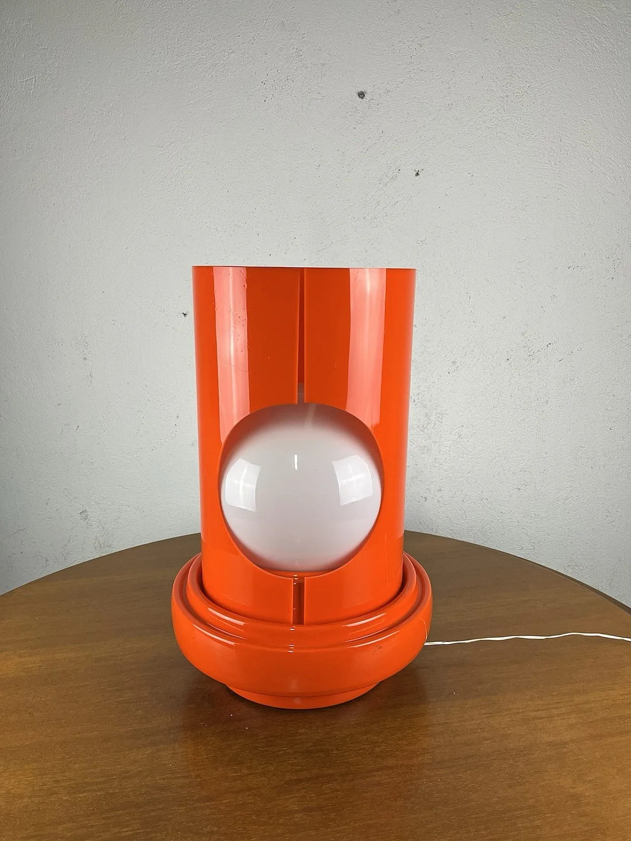 Plastic and ceramic glass table lamp, 1960s 12