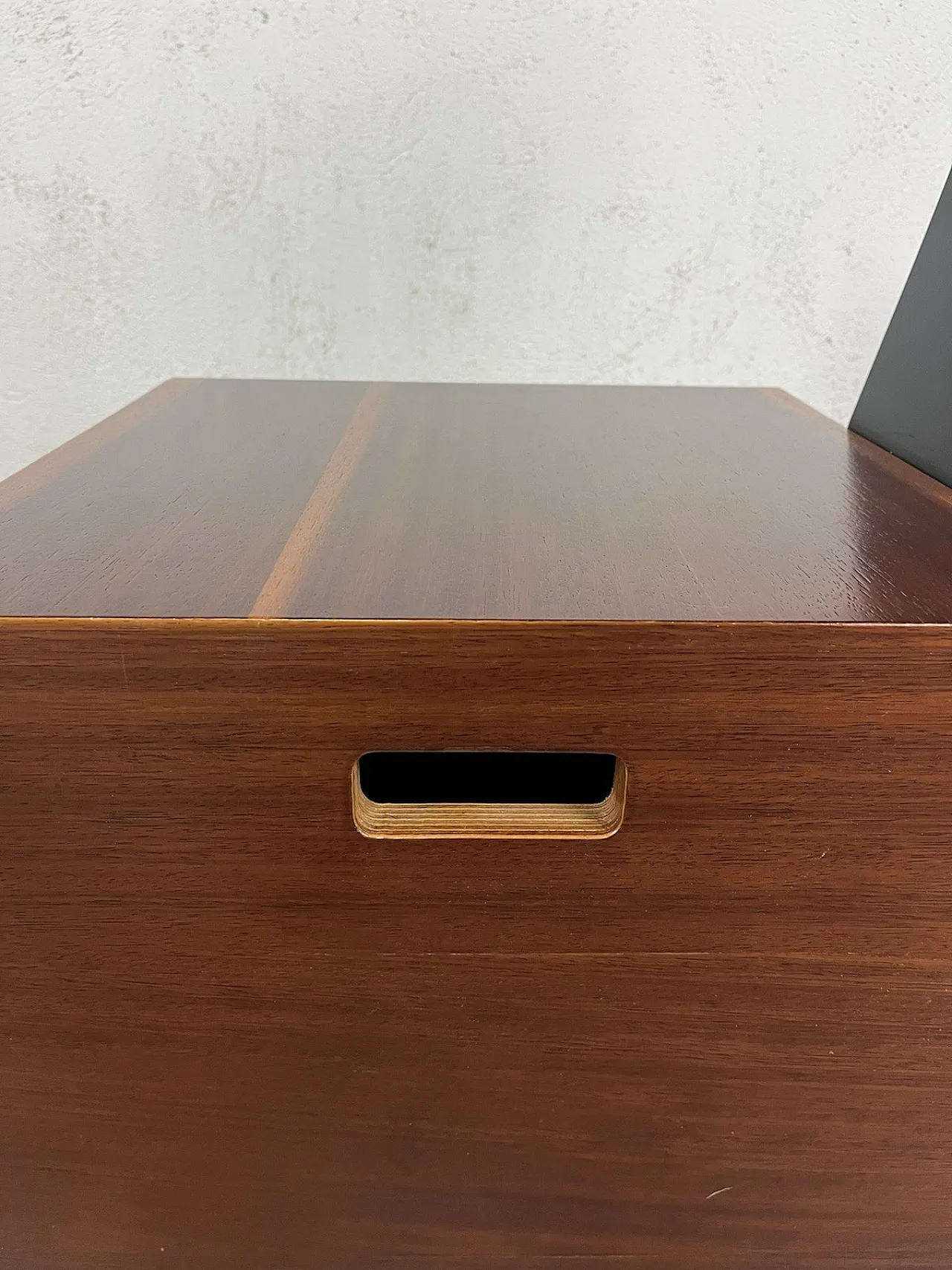 Pair of cubic metal and wood armchairs, 1980s 8